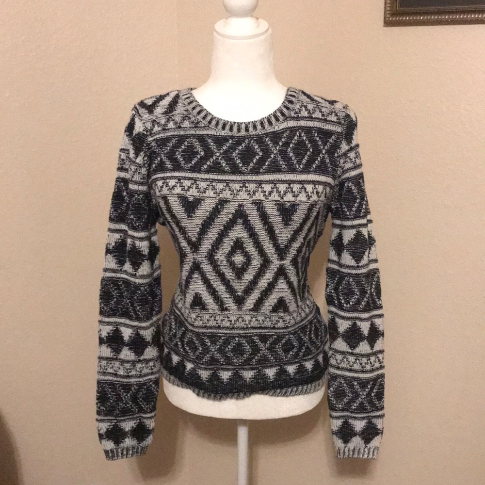 Lucky Brand, sweater, clean, never worn